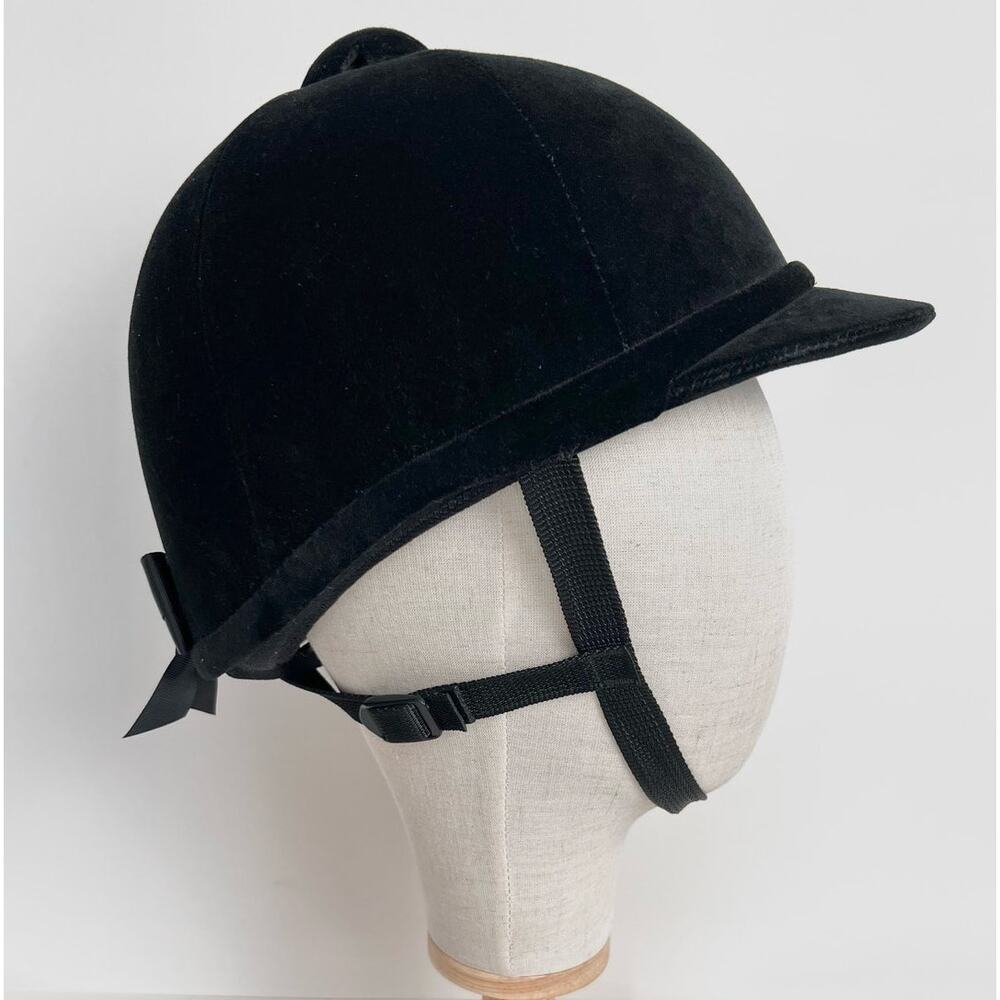 Charles Owen The Rider Youth Horse Riding Helmet in Velvet Black 53cm / 6.5